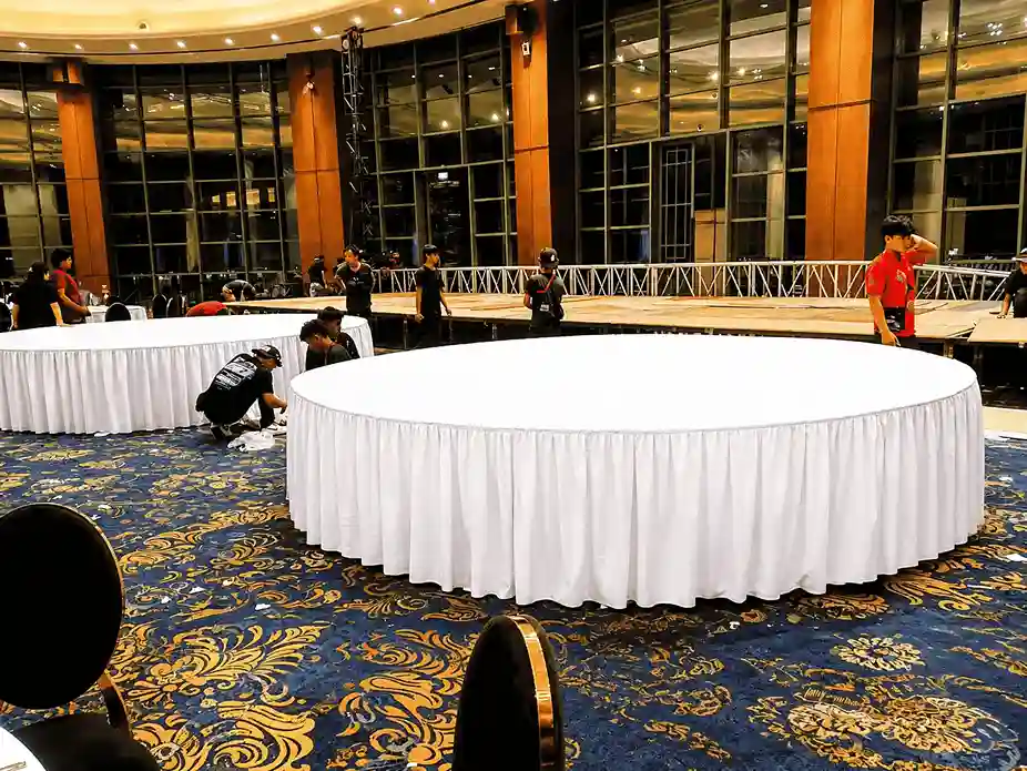 sewa-meja-bulat-4-meter